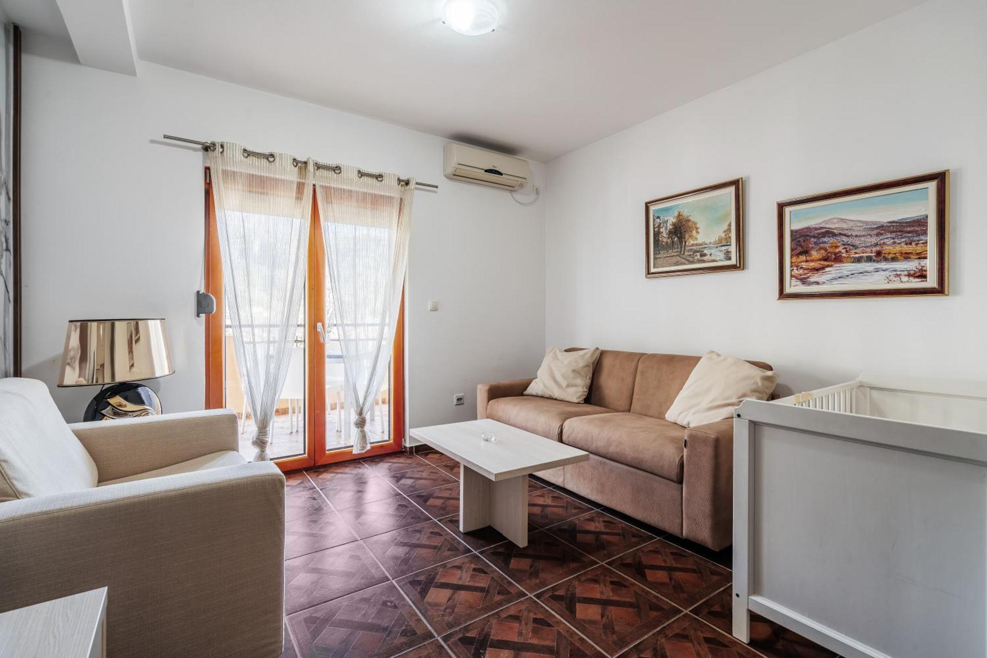 Apartments Radevic บุดวา ภายนอก รูปภาพ