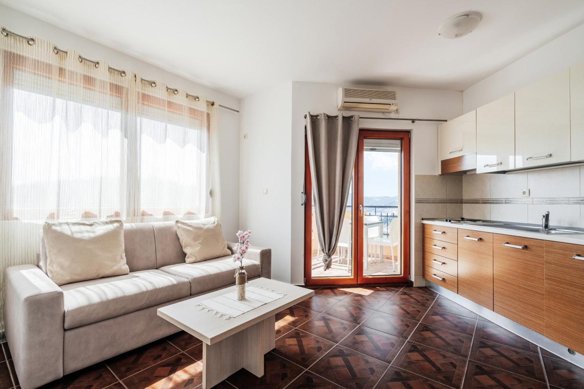 Apartments Radevic บุดวา ภายนอก รูปภาพ