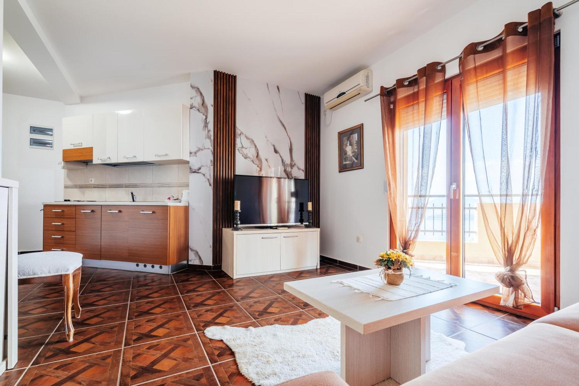 Apartments Radevic บุดวา ภายนอก รูปภาพ