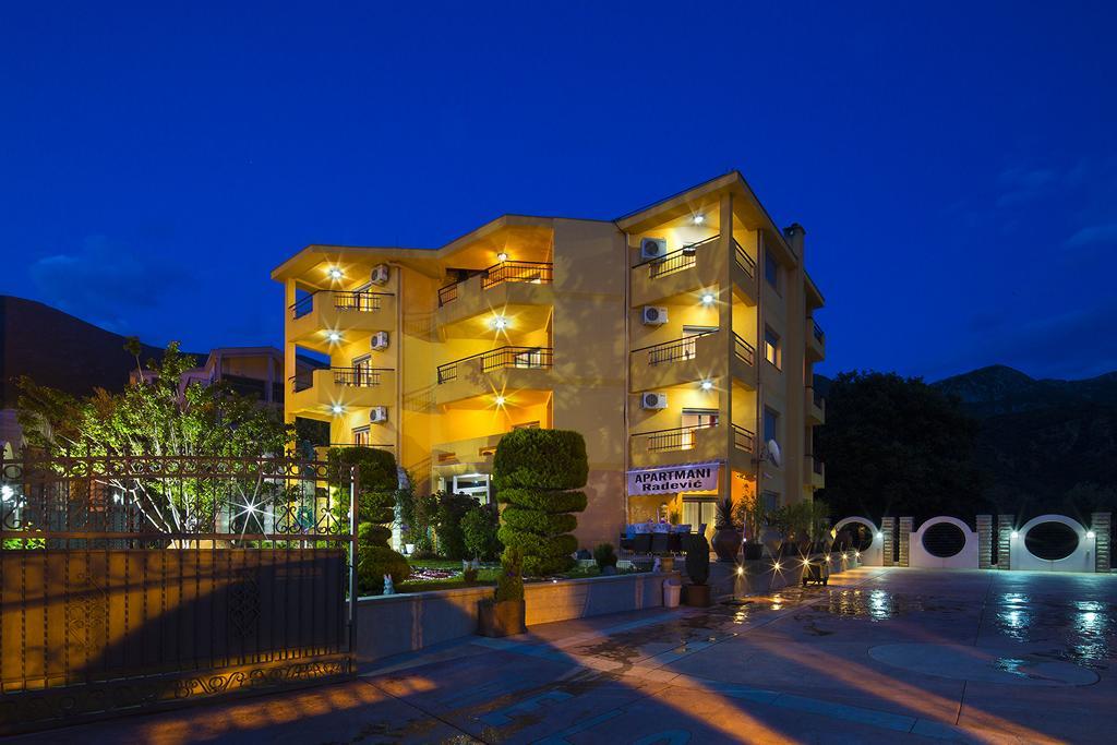 Apartments Radevic บุดวา ภายนอก รูปภาพ